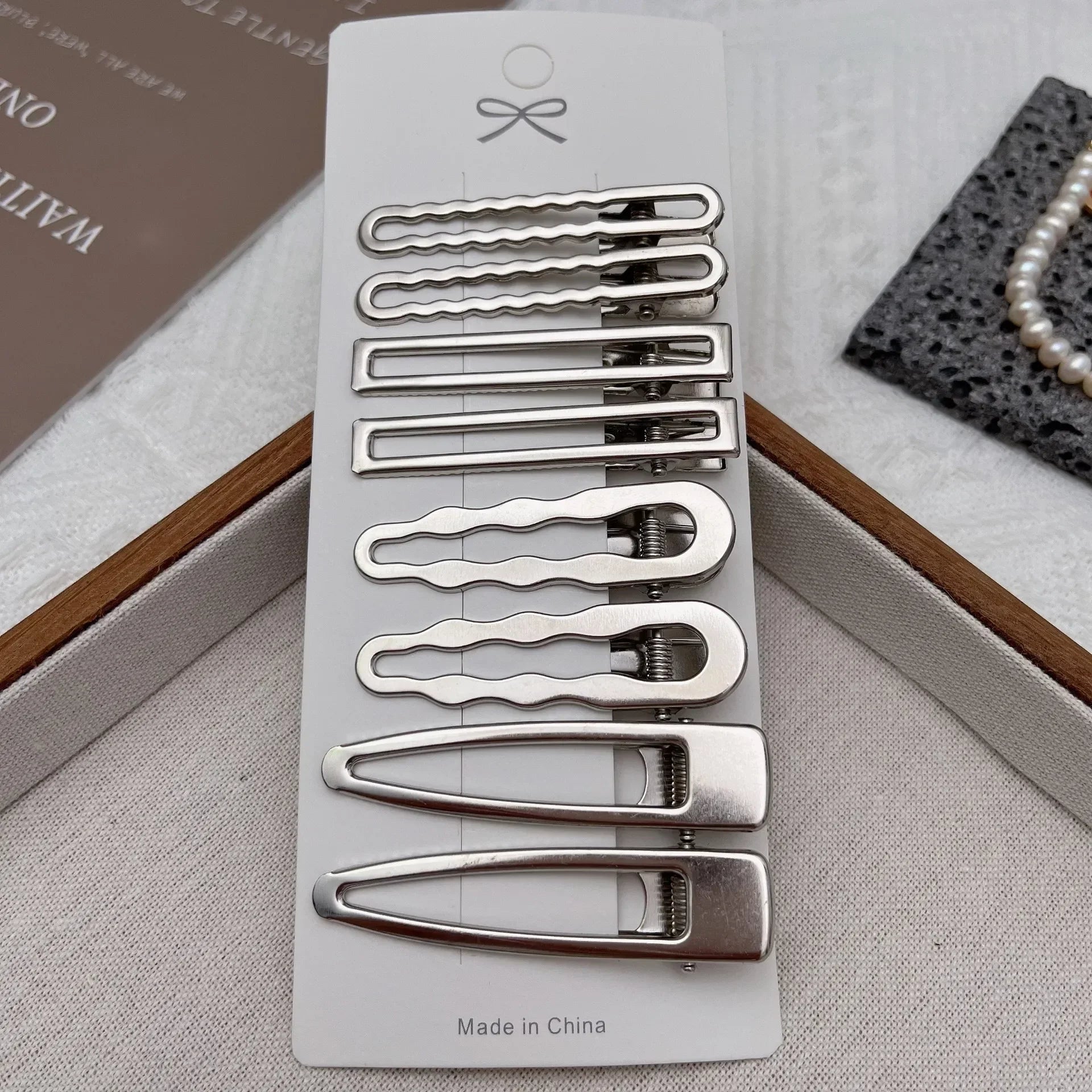 Sliver Metal Hair Clips Women Girls Y2K Duckbill Hairpin Personality Bangs Side Headwear Barrettes Hairclip Hair Accessories