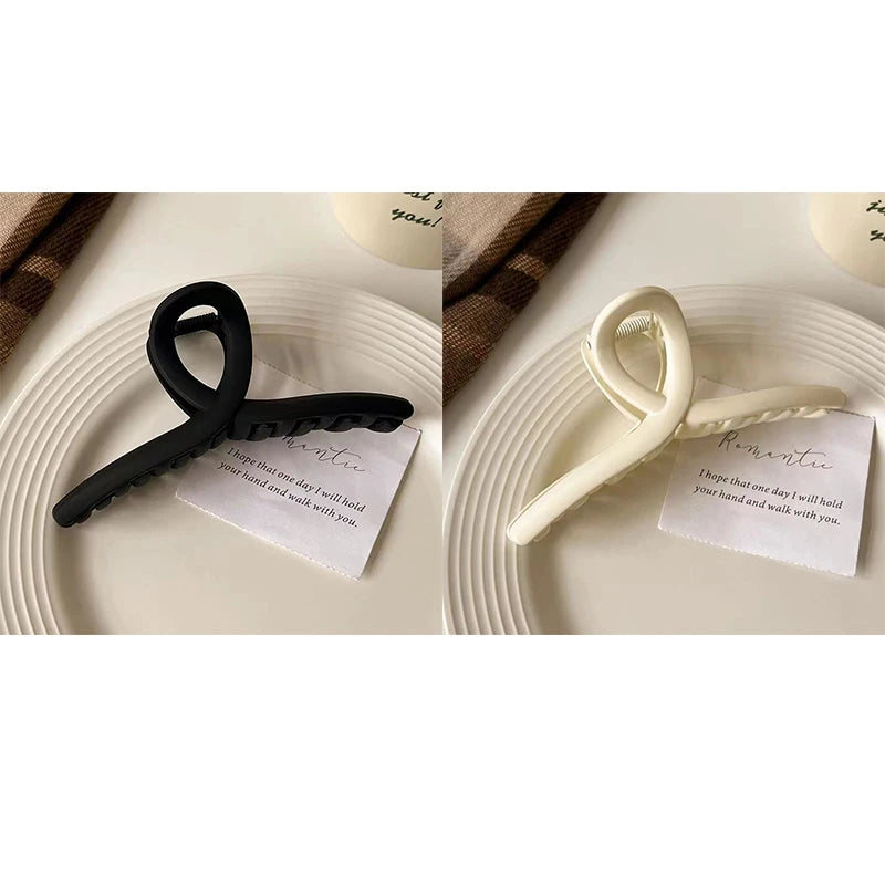1/2/4Pcs Women Hair Claw Clip Cross Matte Hairpin Fashion Hairgrips Large Hair Claw Cr close-up view