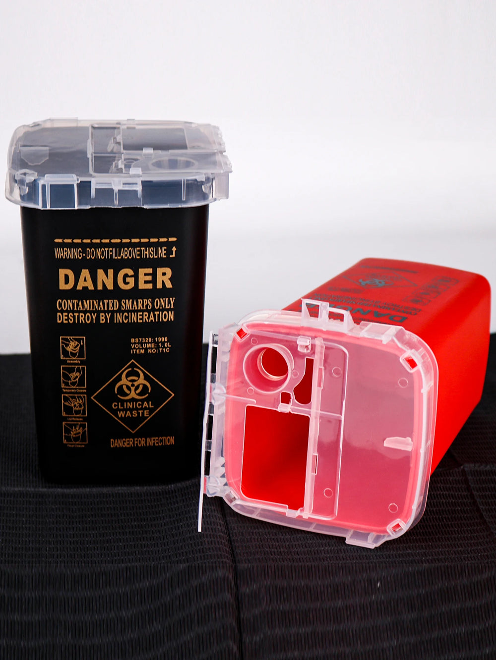 1L Tattoo Sharps Container Plastic Puncture-Proof Needle Disposal Box detail view