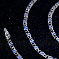 New 925 Sterling Silver fine 2MM flat Clavicle chains Necklaces for Men Women wedding close-up view
