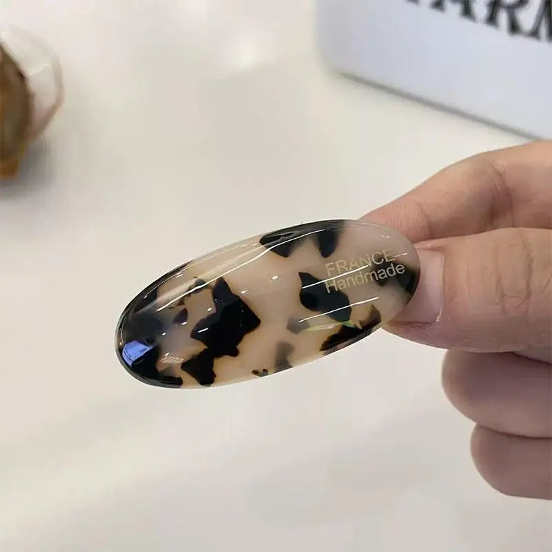 Elegant French Style Hair Clips for Women Simple Retro Oval Acetic Acid Barrettes L additional angle