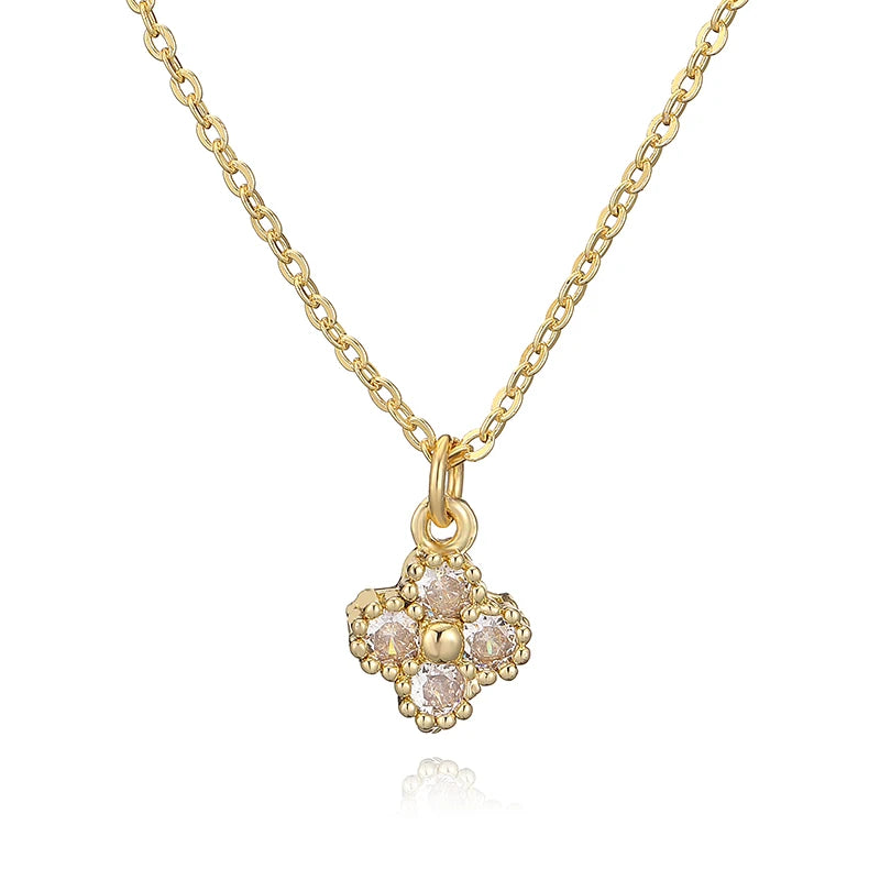 HECHENG, 18K Gold Plated Brass Cubic Zirconia Bijoux Exquisite Flower‑Shaped Women Neckl detail view