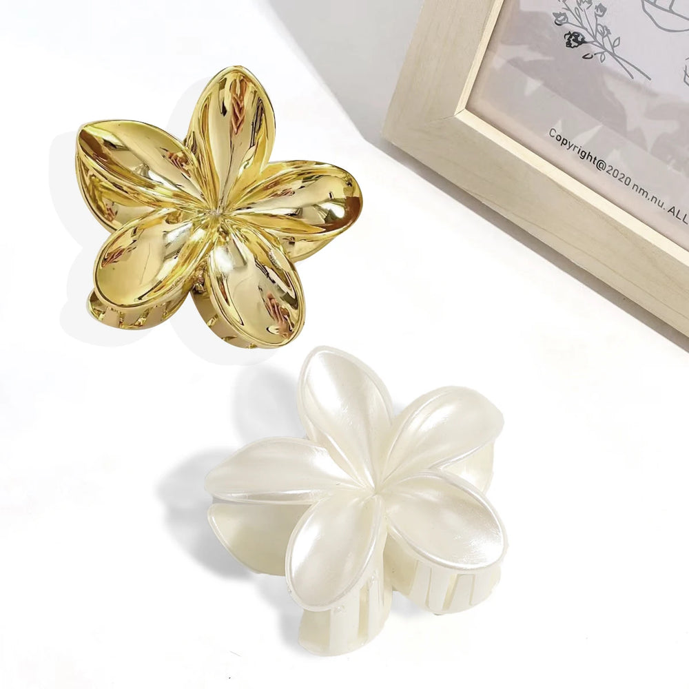 Korean Hawaiian Gradient Flower Hair Claw Clip For Women Girl Fashion Plastic Non Sli lifestyle view