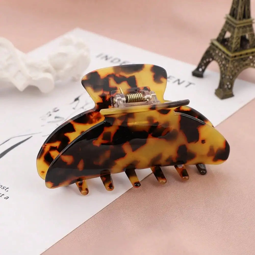1pc Personalized Tortoiseshell Acrylic Hair Claw, Custom Letter Hair Clip additional angle