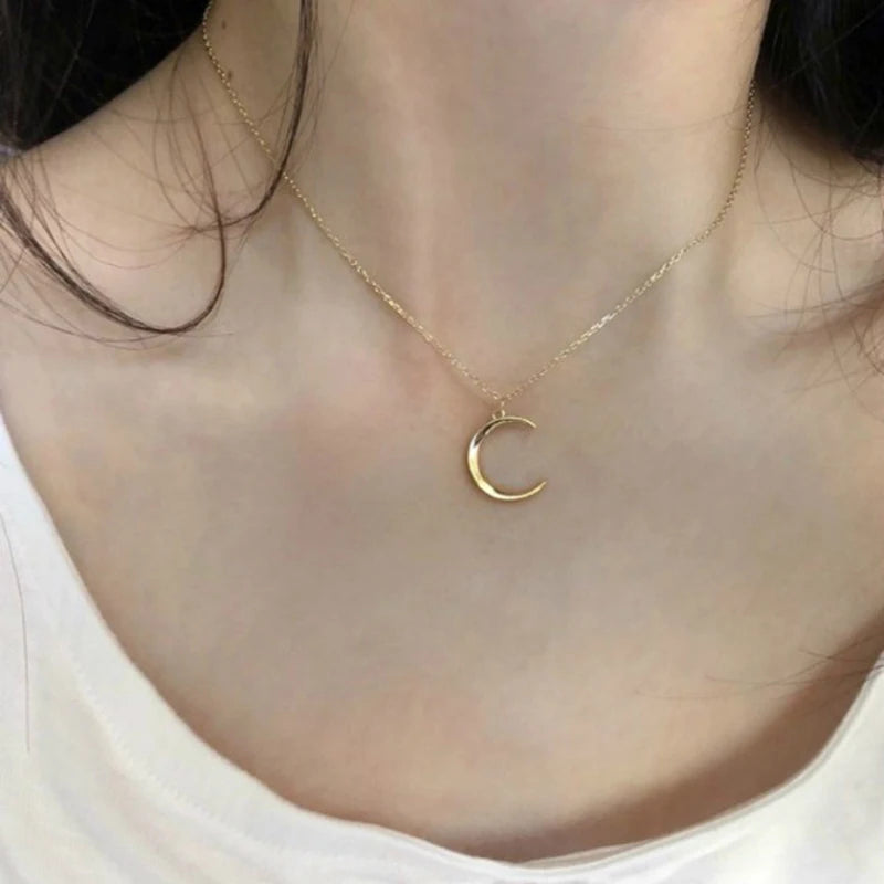 Stainless Steel Necklace New Fashion Moon Chain Pendant Simplicity Necklaces For Women close-up view
