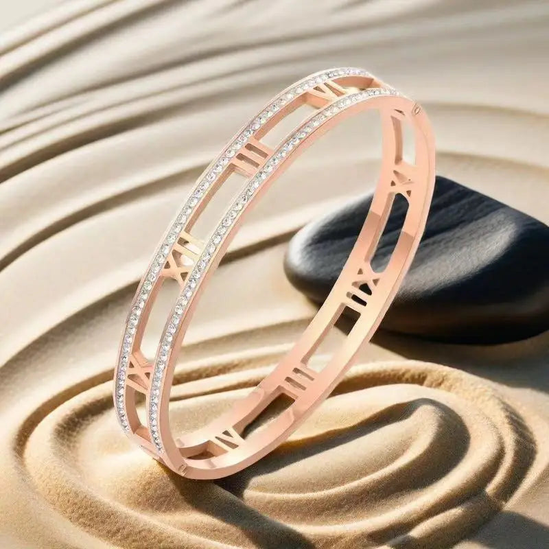 Roman Numerals Bracelet For Women Stainless Steel Jewelry Accessories Luxury Bracelet close-up view