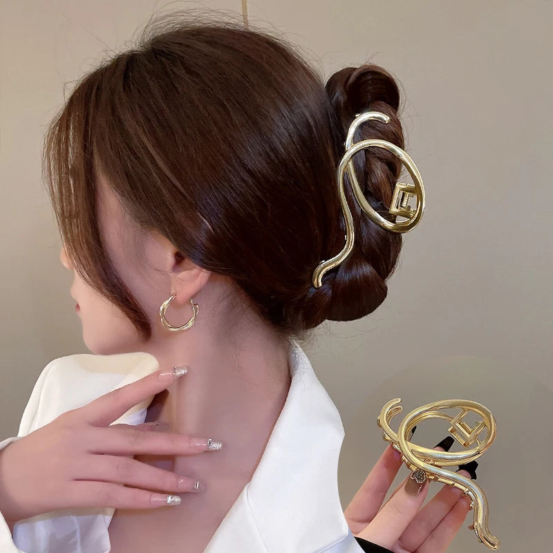Korea Punk Metal Gold Silver Oval Hair Claw Clips For Women Trendy Large Geometric Crab Catches Clamp Girls Jewelry Accessories