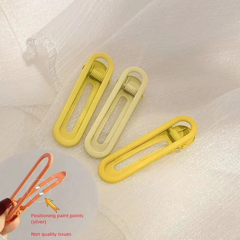 Women 2/3/4pcs Korean Fashion Gold White Pink Glitter Hair Pin Acetate Make Up Hair Cl close-up view