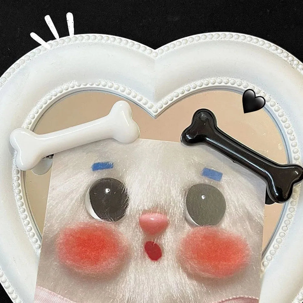 White Bone Hair Clip Cute Cartoon Bobby Pin Y2k Fashion Hair Volume Clip Small Hairpi lifestyle view