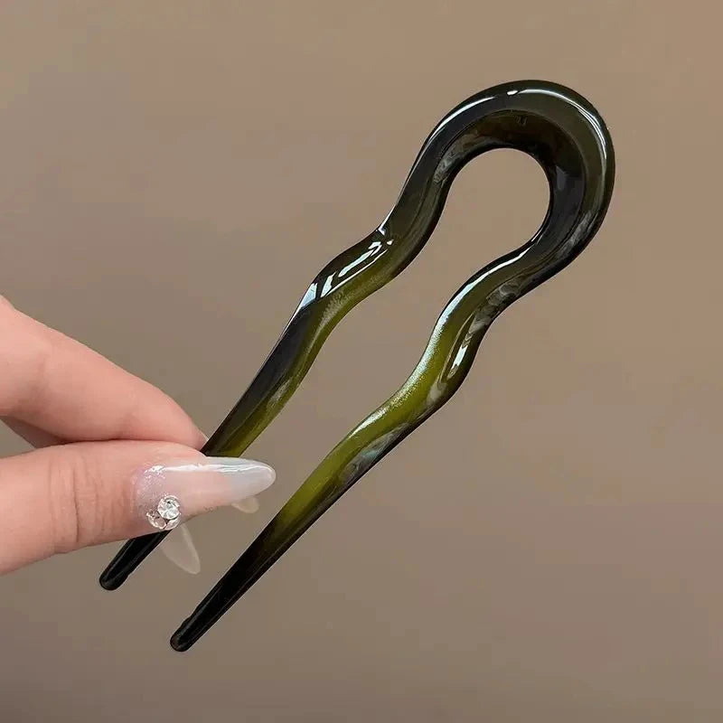 U-Shaped French Twist Hair Stick Hair Clip Plastic Wavy Hairpins Vintage Green Tortoise detail view