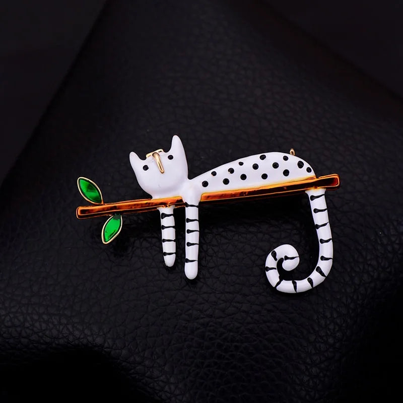 women fashion cat brooch pin jewelry