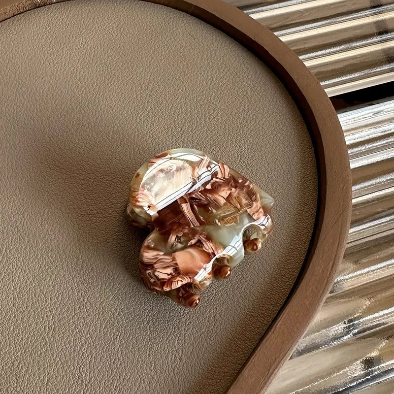 3.5cm Small Hairclaw Acetate Hair Crabs for Girls Cute Heart Shaped Hairclips Women Hair Accessories Hair Pins and Clips