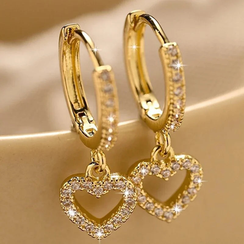 Luxury Golden Heart Earrings Small Exquisite Elegant Clip-On Earrings For Women Tragus H detail view