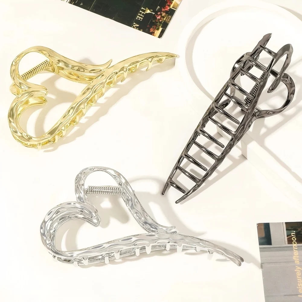 1Pcs Sliver Elegant Love Design Hair Barrettes Ornament Heart Golden Hair Claw Clip,L alternate view