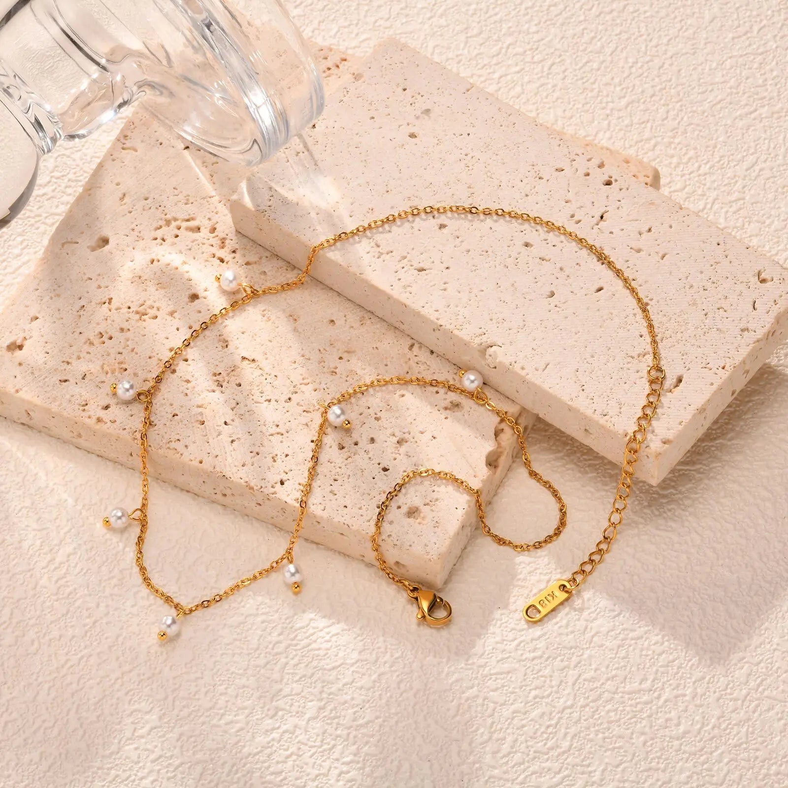 Pearl Choker Necklace for Women, 18K Gold Plated Stainless Steel Chain Necklace Adjustab detail view