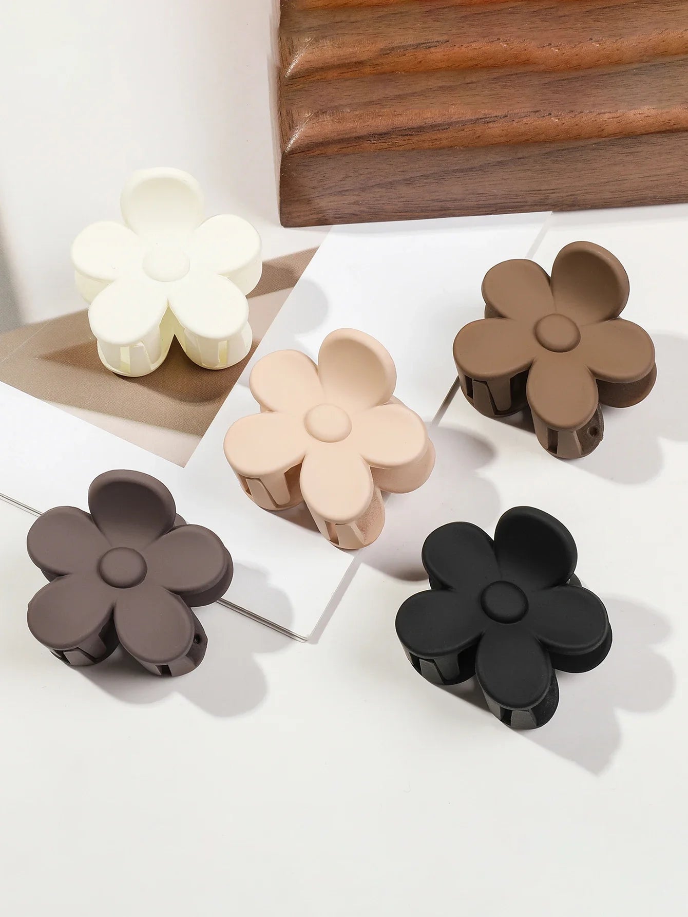5Pcs Multistyle Small Flower Hair Claw Clips for Women Girl Rectangle Jaw Clip Hair Accessory Semicircle Barrettes for Thin Hair