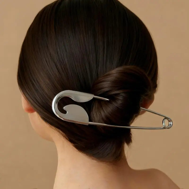 Large Safety Pin Hair Clip Metal Hair Barrettes for Girls Unique Design Hair Styling Tool for Daily Wear