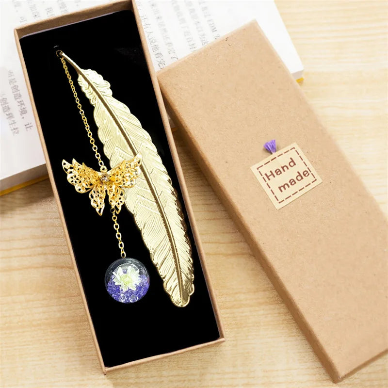 1Pcs Metal Feather Bookmark with Dried Flower Butterfly Boxed ,Teacher's Day Gift, additional angle