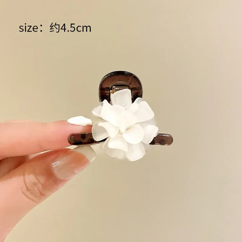 Acrylic Camellia Small Hair Claw Clips for Women Girls Retro Hairpin Headband for Hair Accessories Headwear Ornament