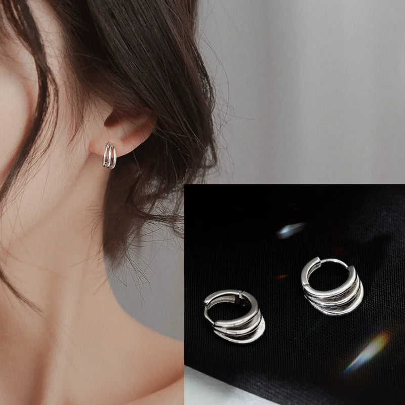 Ventfille 925 Sterling Silver Star Earring for Women Girl Simple Tassels Chain Fashion close-up view