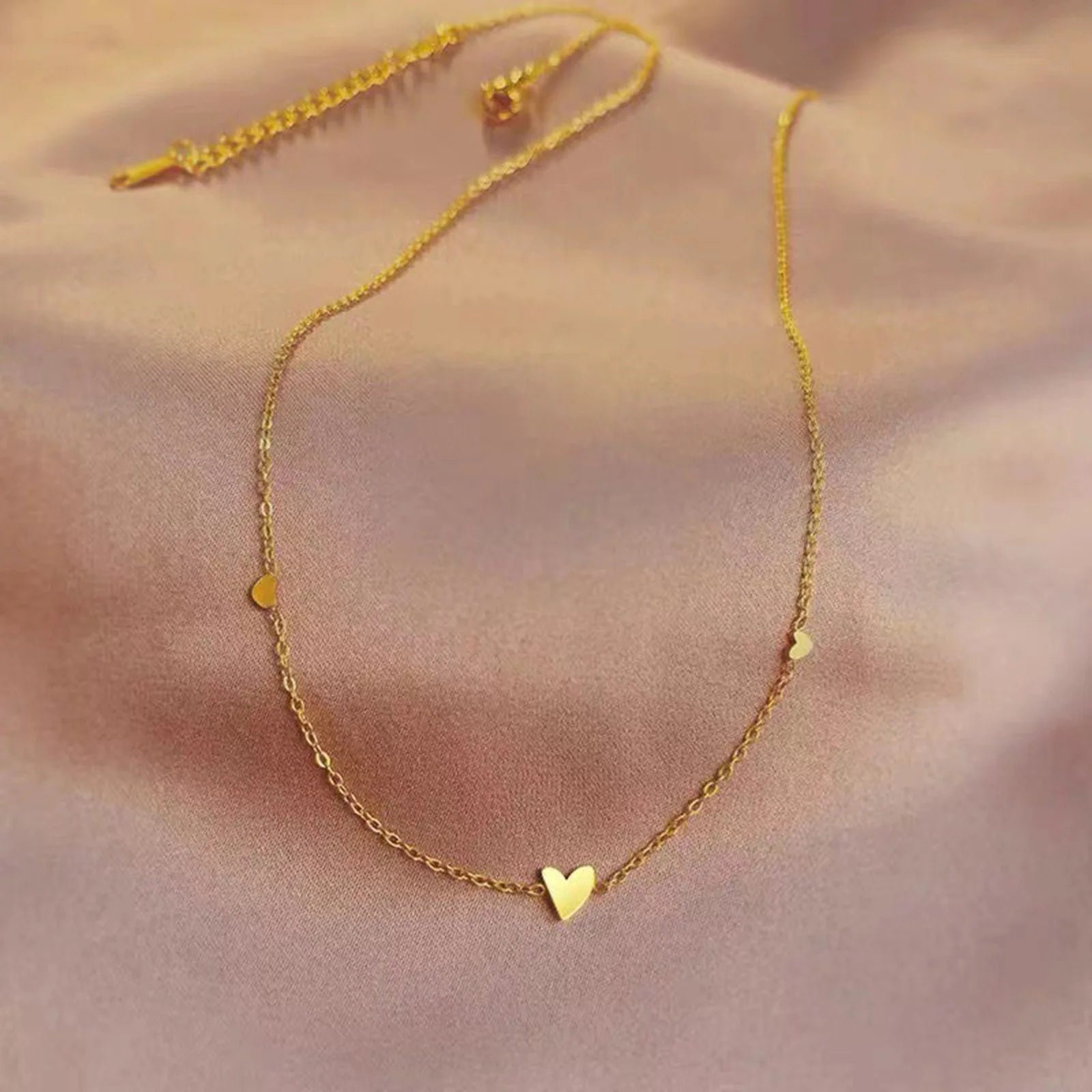 316L Stainless Steel Mini Heart Clavicle Chain Choker Necklace Women Chain Necklace S lifestyle view