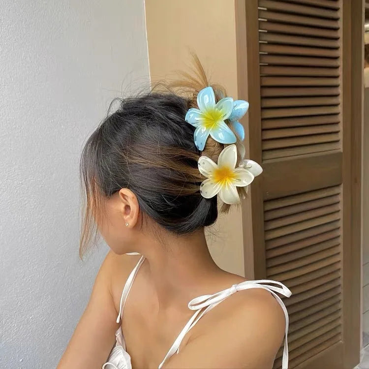 Bohemian Flower Hair Claw Clip For Women Sweet Floral Hair Claws Crab Clamp Barrettes lifestyle view