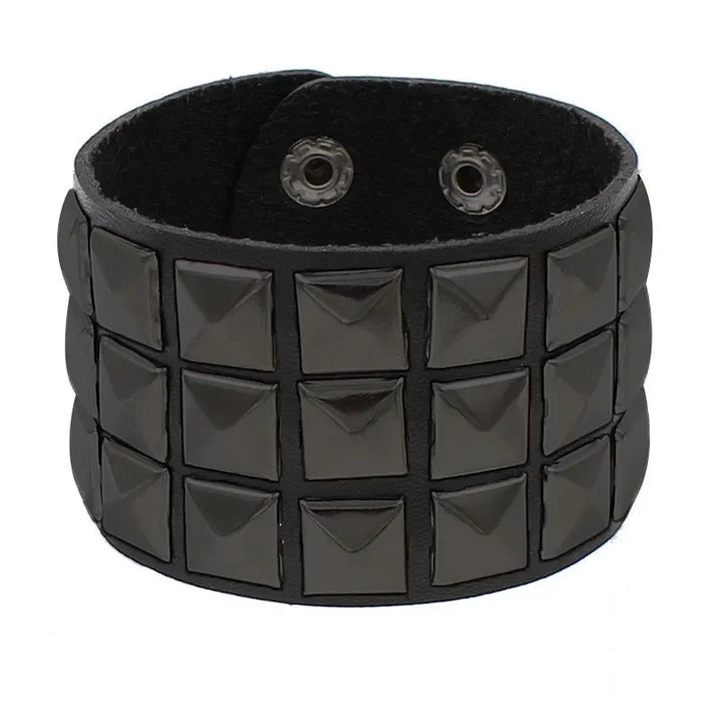 90s Heart Gothic Spike Bracelet Adjustable Punk Rock Bracelet Black Studded Faux Leather Bracelet for Men Women Gift