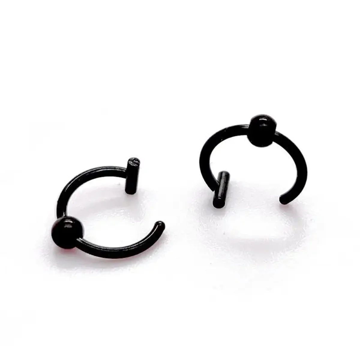 2/4Pcs 18G 316L Stainless Steel Fake Lip Rings for Women Men, Fake Septum Nose Ring Clip detail view