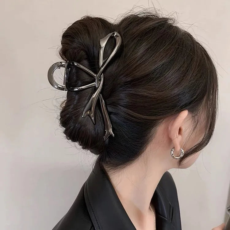 Metal Hair Clip Fashion Barrettes Korean Geometric Black Bow knot Hair Claw for Women Thick Thin Accessories Bath Crab Clamp