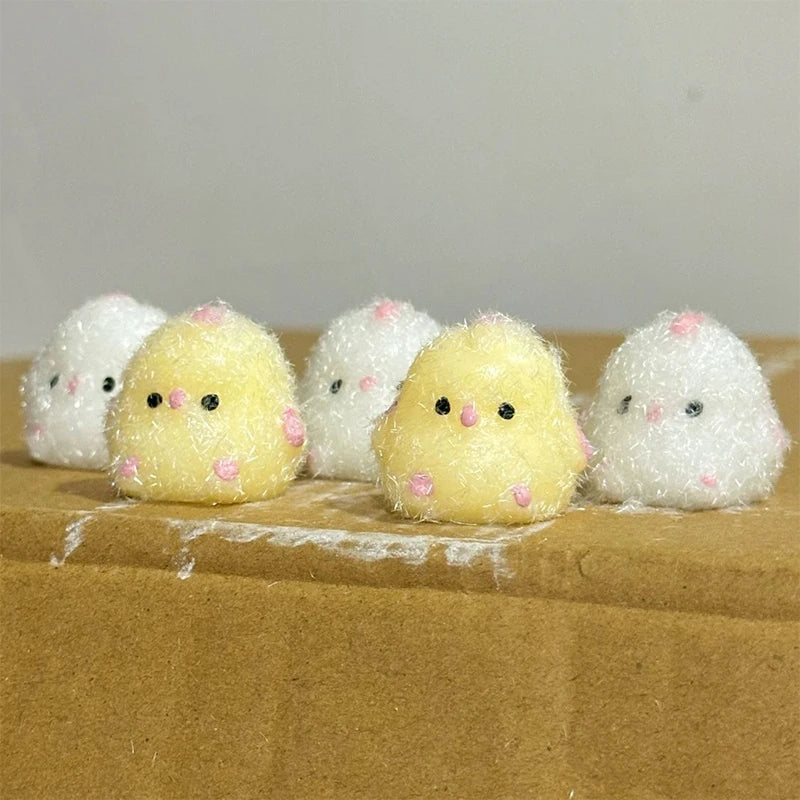 2pcs Miniature Slow Rebound Relief Squeeze Toys Sticky TPR Mini Chick Stress Relief additional angle