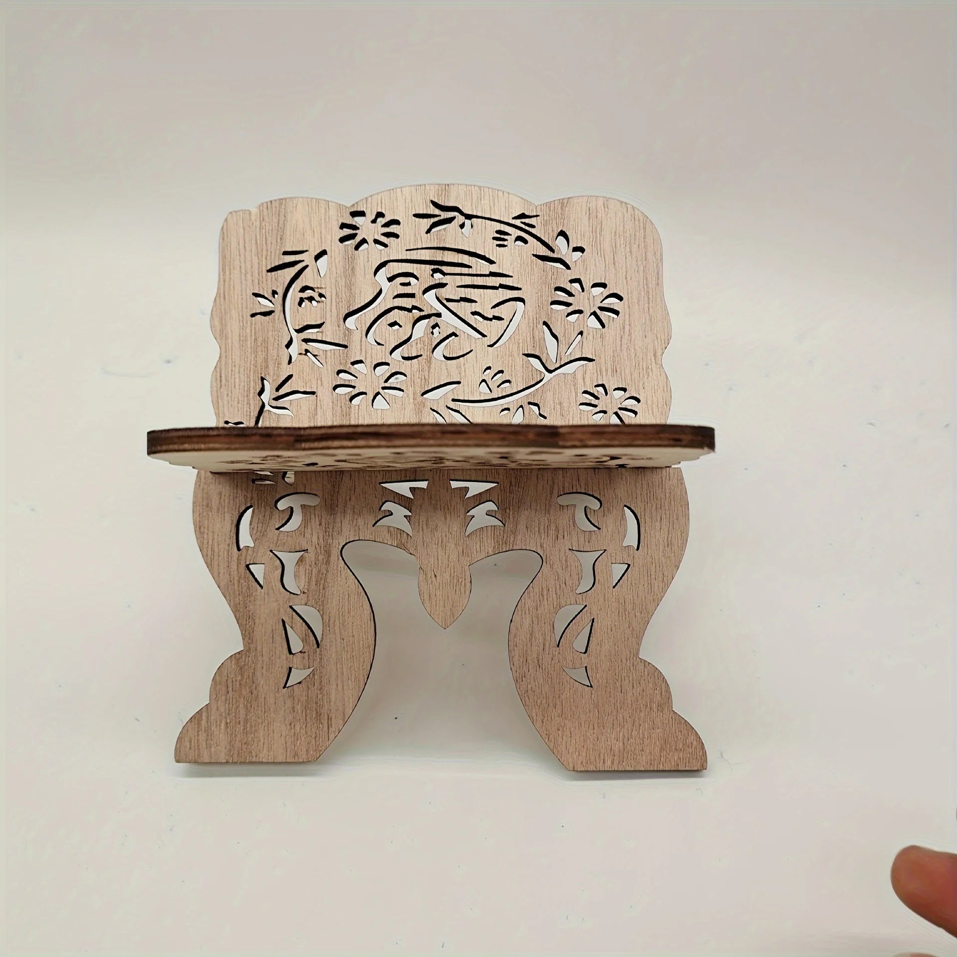 1pc Wooden Foldable Mini Bookend Stand Reading Ramadan Decor Home Bedroom Office Deskt close-up view