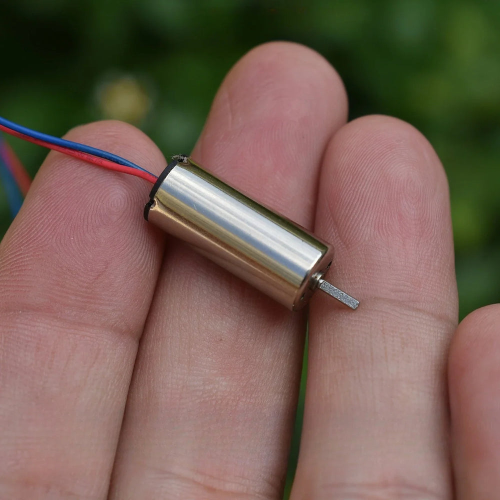 2pcs 8.5mm x 20mm 8520 Coreless Motor CW+CCW | DC 3.7V 50000RPM for RC Drone Quadcopt lifestyle view