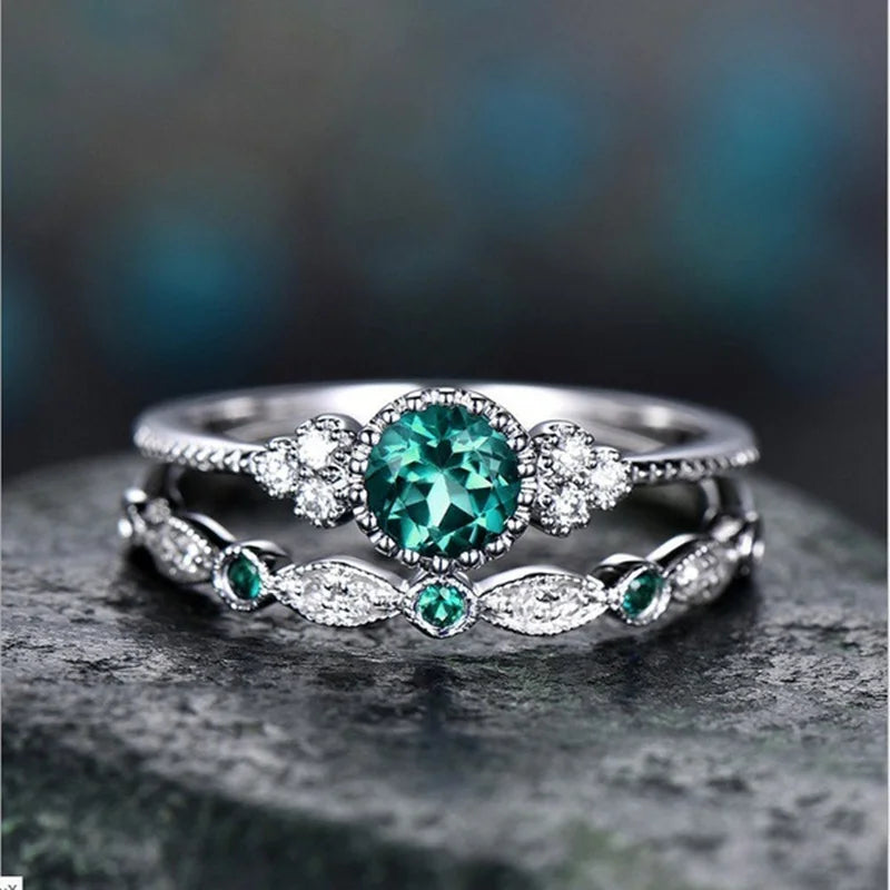 925 Sterling Silver Ring Set with Emerald Zircon Crystals for Women Engagement Weddin lifestyle view