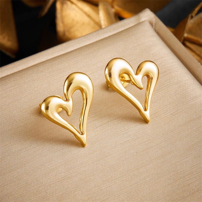 316L Stainless Steel Pearl Round Stud Earrings for Women close-up view