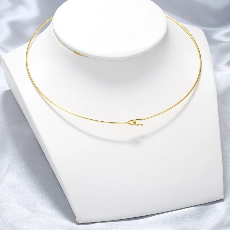 316L Stainless Steel Heart Round Adjustable Collar Women's Necklace Simple Open Nec additional angle