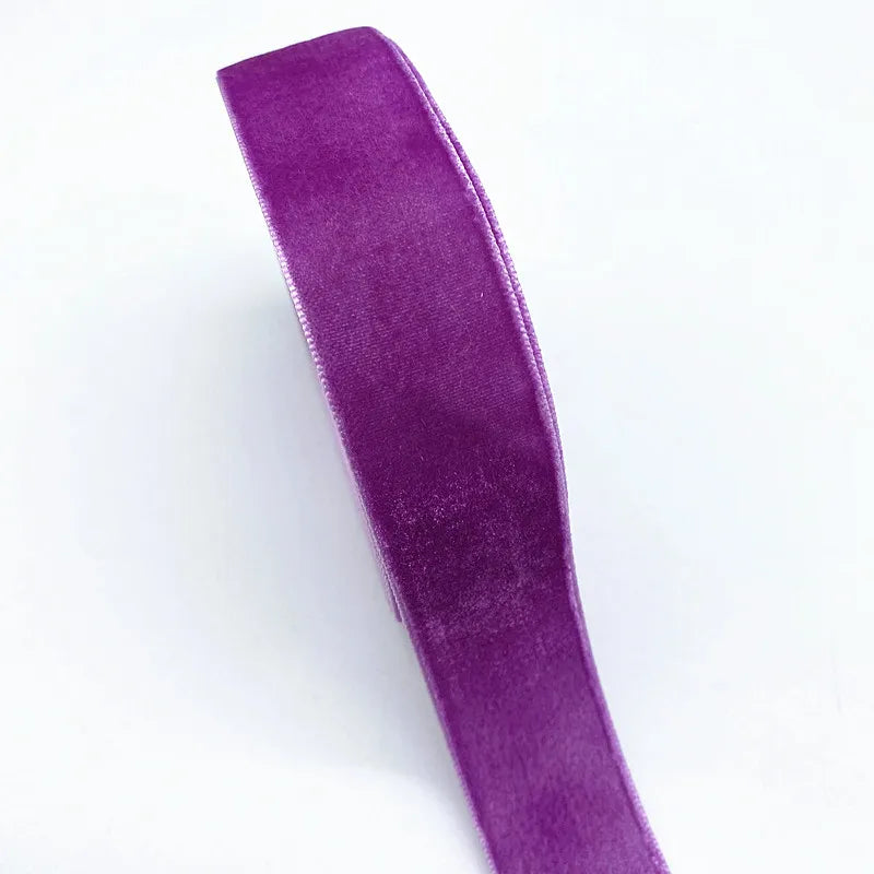 New 6-38mm Colour Single Face Line Velvet Ribbon for Bowknot Christmas Ribbon Party De close-up view
