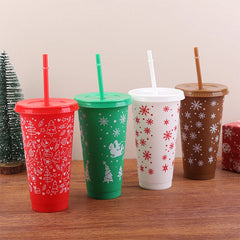 1Pc 710ML Christmas Coffee Straw Cup Reusable Xmas Tree Snowflake Plastic Cup With Lid close-up view