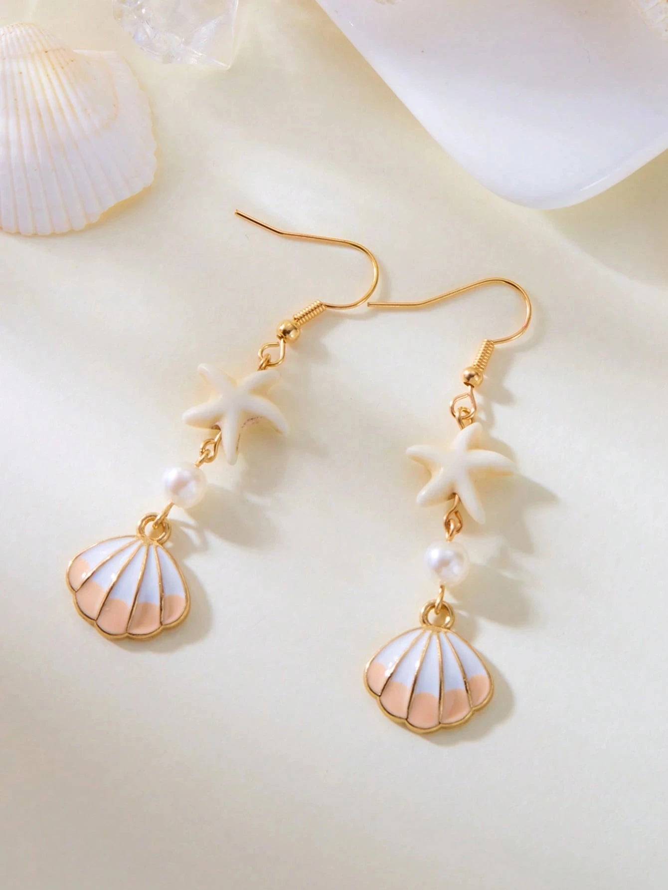 1 Pair Minimalist Starfish, Pearl & Shell Design Earrings, Suitable For Beach Vacatio alternate view