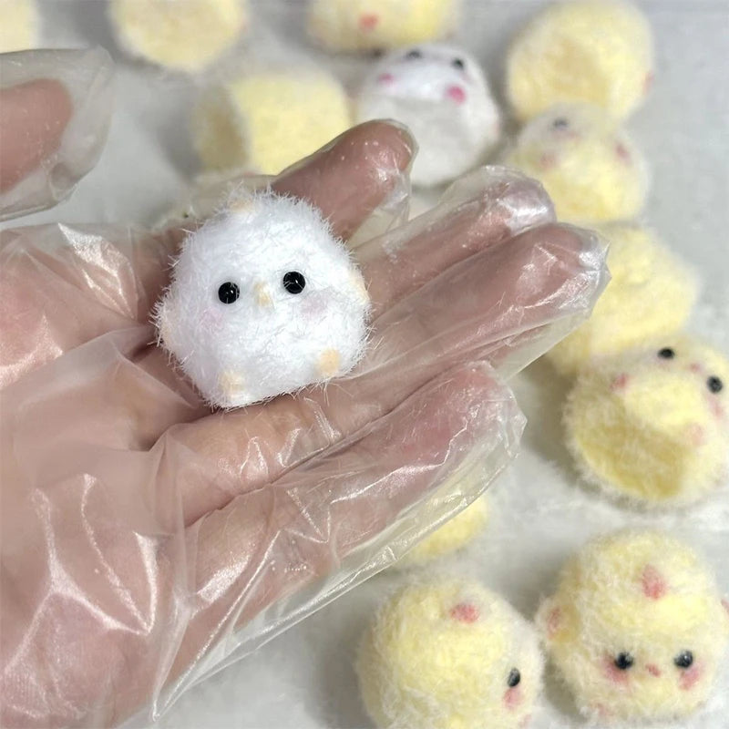 2pcs Miniature Slow Rebound Relief Squeeze Toys Sticky TPR Mini Chick Stress Relief New detail view