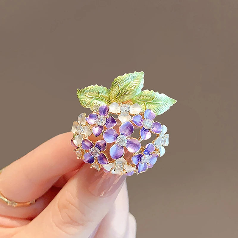 Elegant Pearl Flower Brooch Pin Badge For Women Girls Fashion Clothes Decoration Jewelry Gifts
