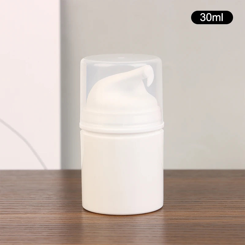 30/50/100/150ML Travel Pump Bottle Dispenser Empty Lotion Bottles Refillable Vacuum C lifestyle view