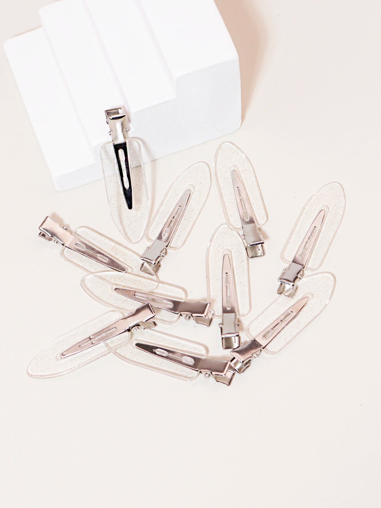 10pcs Seamless Fashion Girl Transparent Hair Clips, Makeup Facial Accessory Clips Stylin detail view