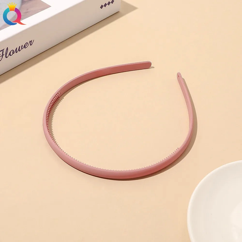 Plastic Frosted Non-slip Face Wash Hairbands Headband Women Girls Hair Head Hoop Band lifestyle view