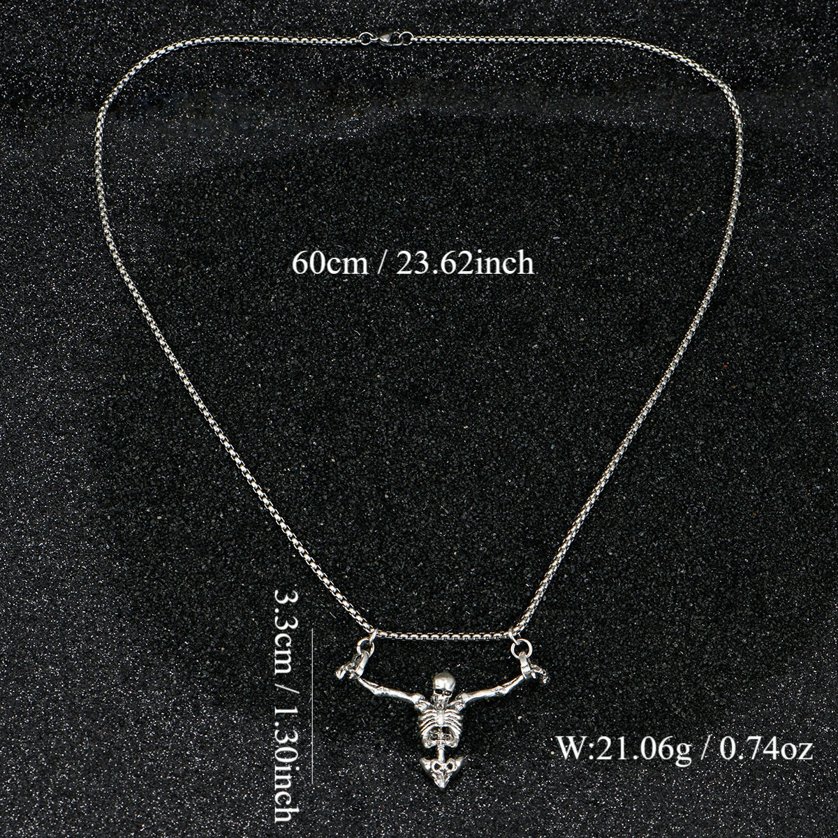 A Fashionable and Creative New Halloween Punk Style Skull Necklace Halloween Gift alternate view