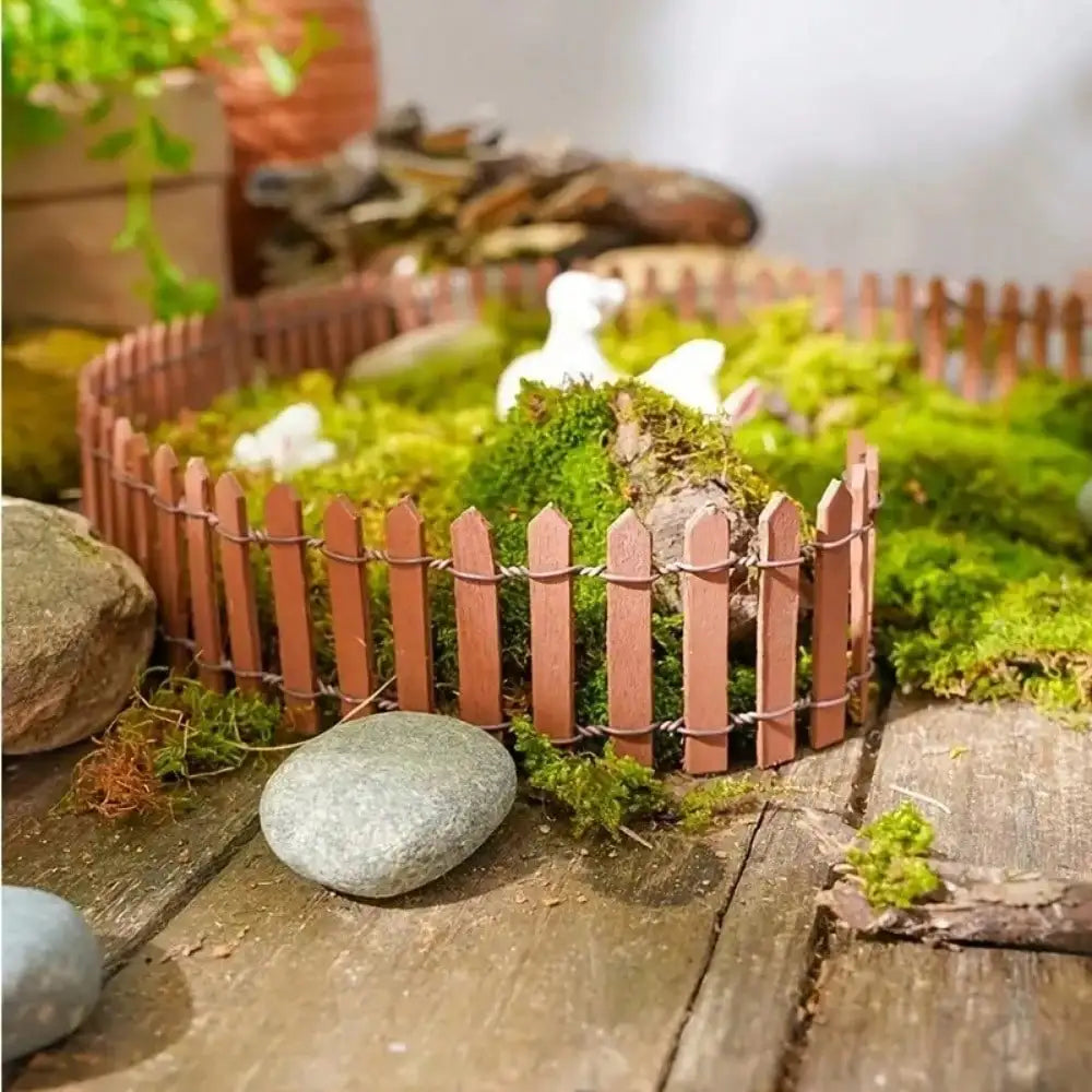 1PC Mini Wooden Fence Miniature Fence For Fairy Garden Micro Landscape Flower Pots Acc close-up view