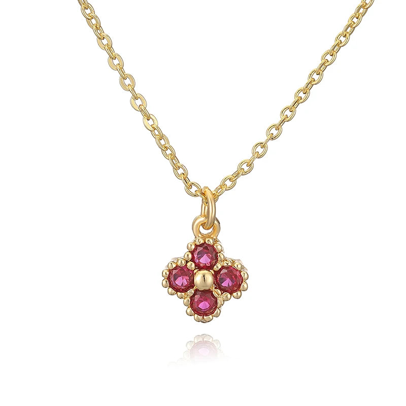 HECHENG, 18K Gold Plated Brass Cubic Zirconia Bijoux Exquisite Flower‑Shaped Women Nec close-up view