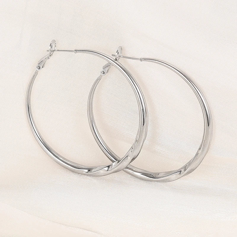 Huitan Trendy Simple Style Silver Color/Gold Color Big Hoop Circle Earrings For Women lifestyle view