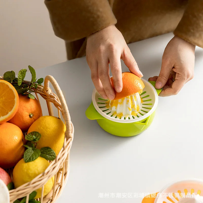 Portable Manual Citrus Juicer | Compact Kitchen Fruit Press alternate view