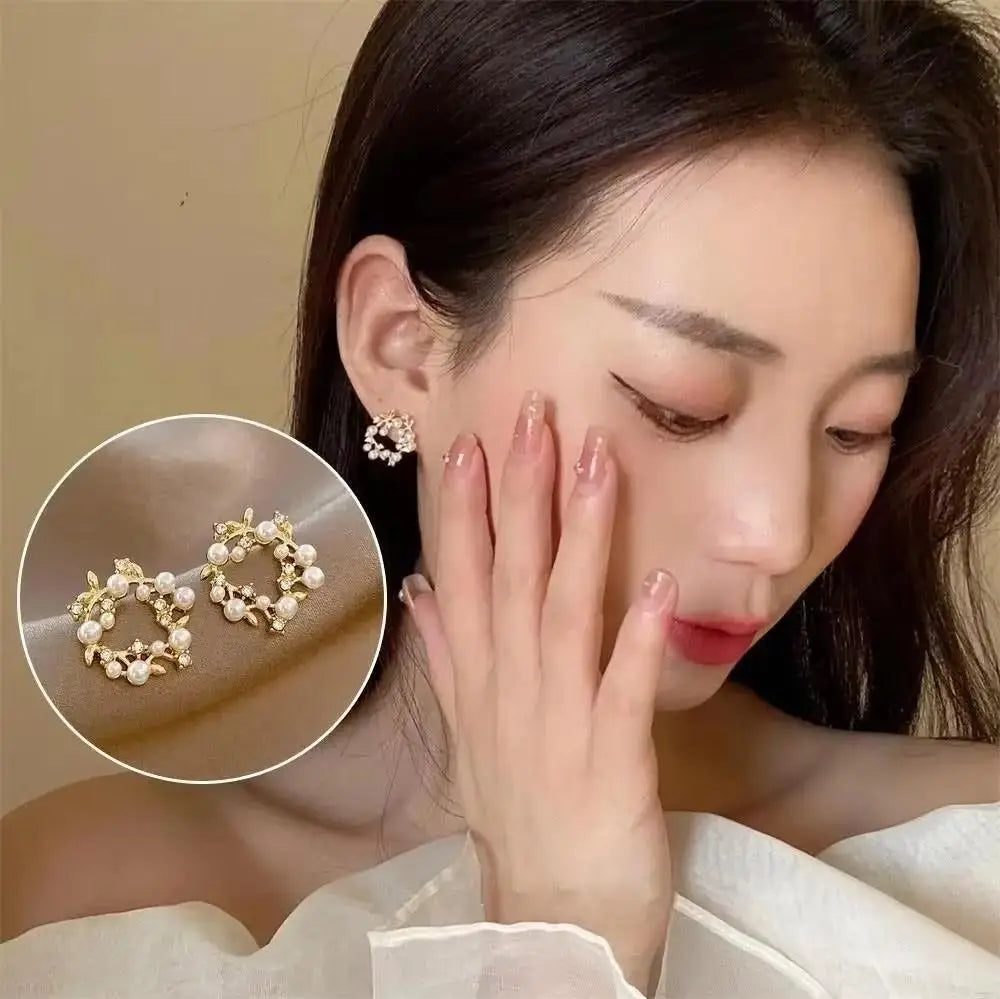 Korean Fashion Seven Star Zircon Earrings | Luxury Crystal Stars Stud Earrings detail view