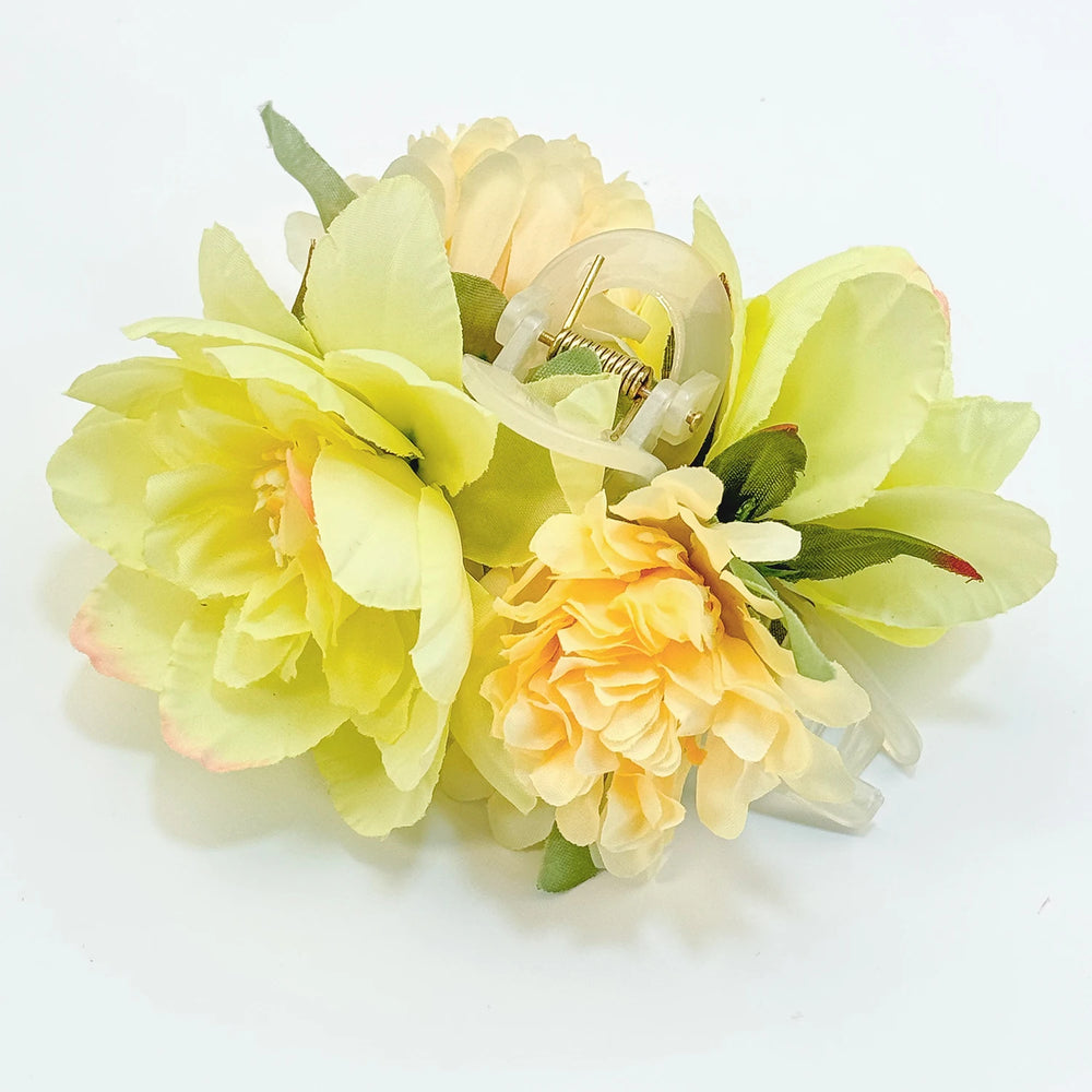 Girls Flower Hair Claw Clips Wedding Headdress For Bridal Bridesmaid Party Flower Hair close-up view